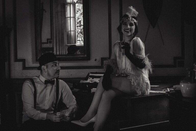 Woman and man in 1920s outfits